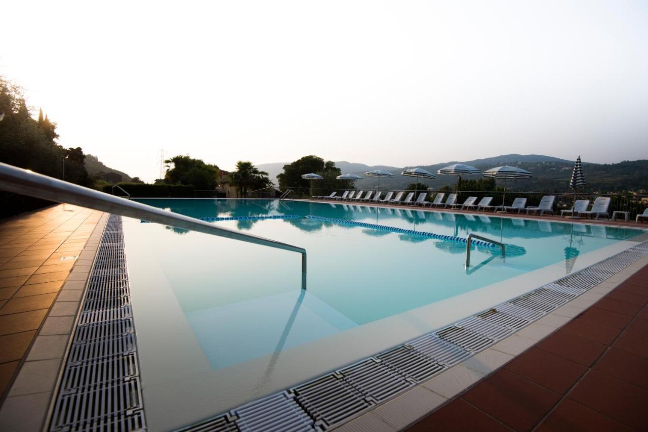 Residence Corte Camaldoli Garda  Exterior photo